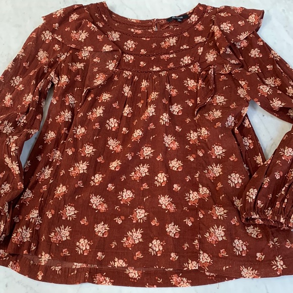 MADEWELL Ladder-Trim Ruffle Top in Homestead Bouquet - Picture 3 of 7